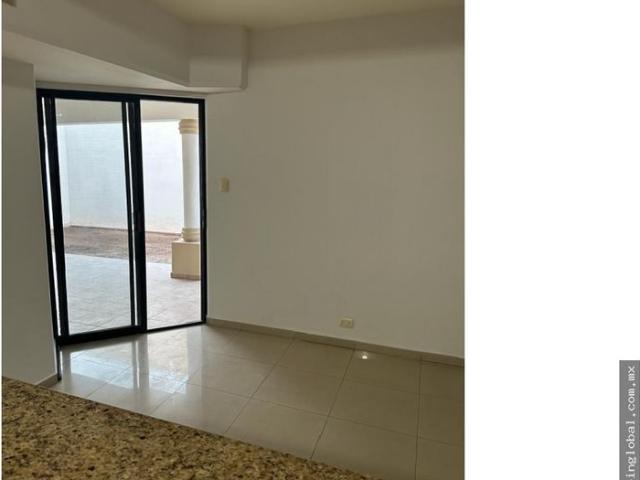 SE RENTA CASA EQUIPADA EN LOS PORTALES RESIDENCIAL