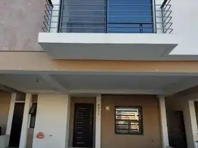 Se Renta Casa Semi Amueblada Fracc. Aurea Residencial Atras