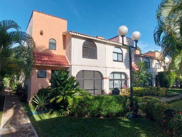 Se Renta Casa Sin Muebles en Residencial Ibiza Supmza 18 Por la Salle Cancun