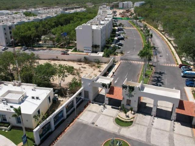 Se renta departamento de 2 Recamaras en La Selva, Playa del Carmen