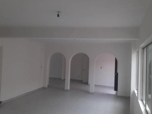 SE RENTA DEPARTAMENTO EN CHIPITLAN FRENTE A TAQUERIA GUACAMAYAS $5,000