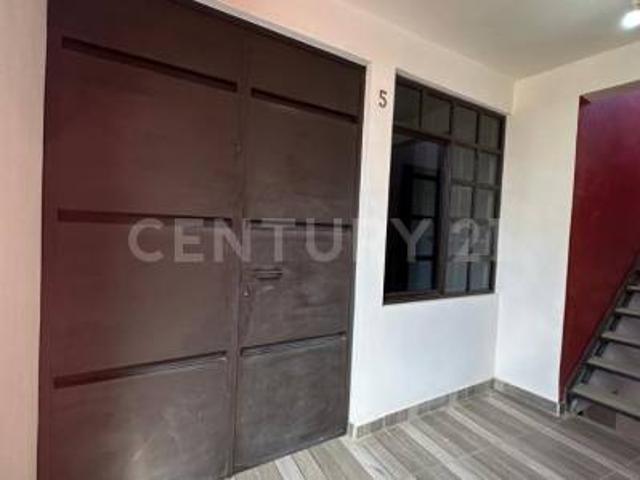 SE RENTA DEPARTAMENTO EN ATZOMPA