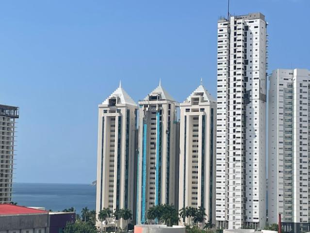 SE RENTA DEPARTAMENTO EN ICACOS ATRAS DE WALMART COSTERA ACAPULCO