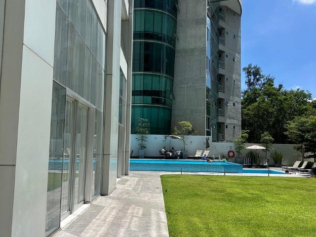 Se renta departamento en Mallorca Colomos providencia