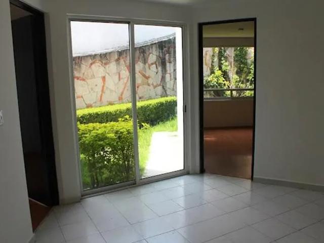 se renta departamento en Vista del Valle, Naucalpan 3 rec, 2 grajes