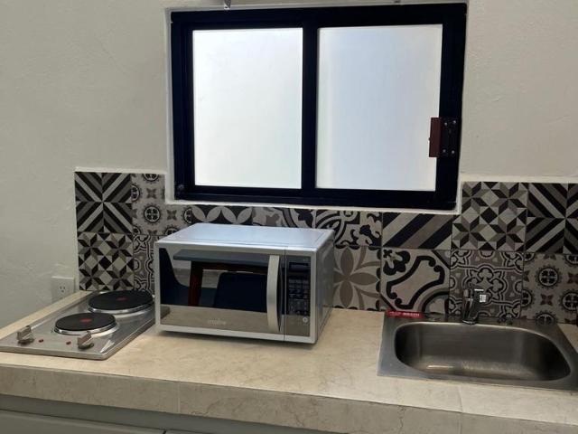 SE RENTA DEPARTAMENTO LOFT AMUEBLADO, UBICADO A UNOS METROS DEL SEGURO SOCIAL, CAMPECHE
