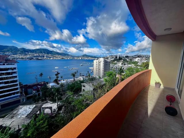 Se Renta Departamento SEMI AMUEBLADO con vista panoramica a la Bahia