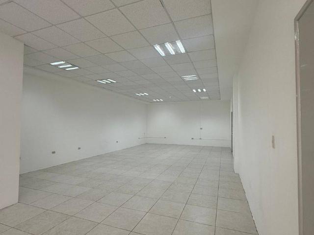 SE RENTA EXCELENTE LOCAL COMERCIAL EN SEGUNDA PLANTA CON UBICACI?N PRIVILEGIADA EN LA CIUDAD DE CAMPECHE
