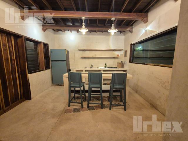 SE RENTA HERMOSA CASA REMODELADA A UNOS PASOS DEL MALEC?N DE LA CIUDAD DE CAMPECHE