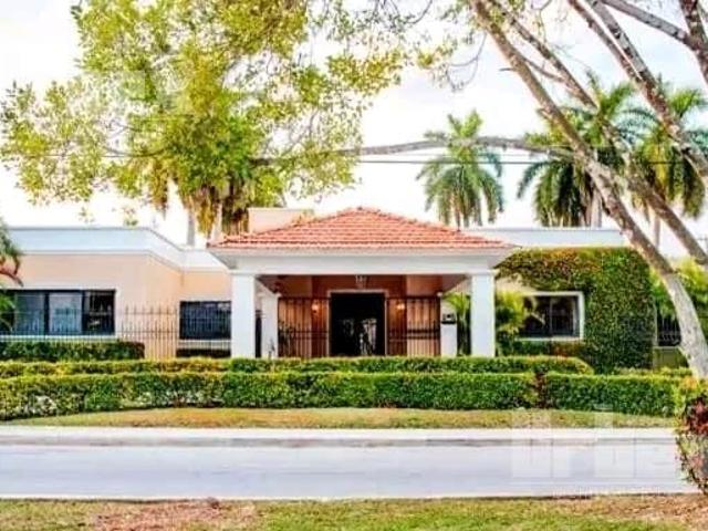 Se renta hermosa Residencial en Fracciorama 2000 en la ciudad de Campeche