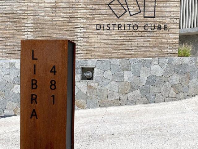 se renta home penthouse en distrito cube