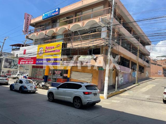 SE RENTA LOCAL COMERCIAL EN AV CUAHUTEMOC FRENTE A LA ESTRELLA DE ORO, ACAPULCO, GRO