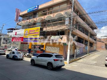 SE RENTA LOCAL COMERCIAL EN AV CUAHUTEMOC FRENTE A LA ESTRELLA DE ORO, ACAPULCO, GRO