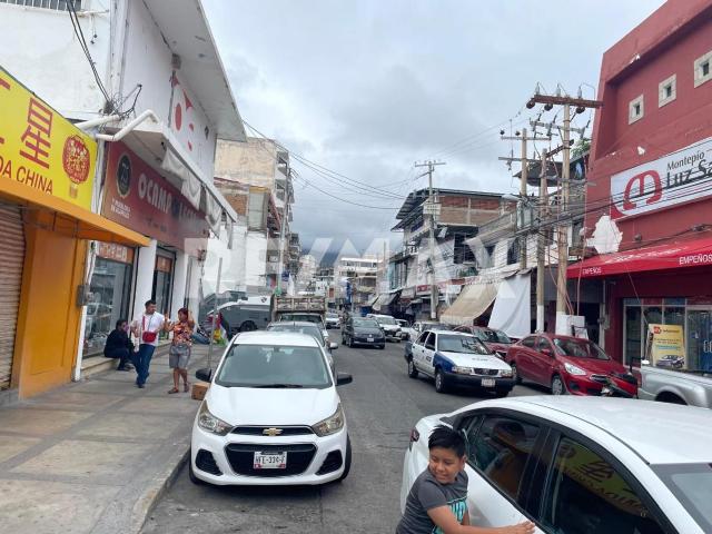 SE RENTA LOCAL COMERCIAL EN EL CENTRO DE ACAPULCO, GUERRERO
