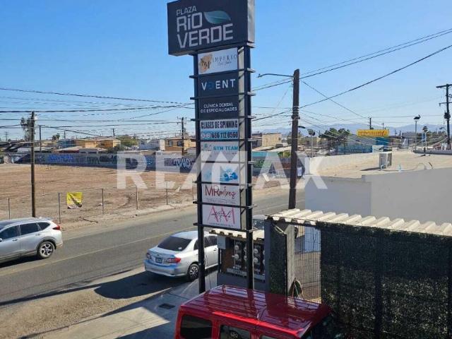 SE RENTA LOCAL COMERCIAL EN RIO VERDE