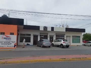 Se renta local comercial sobre avenida de Ramos Arizpe
