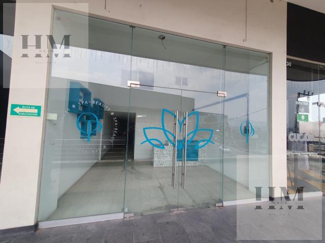 Se renta local Perinorte 145m2