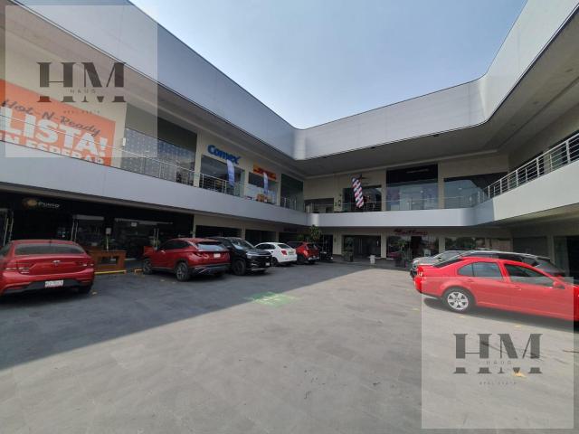 Se renta local Perinorte 200m2
