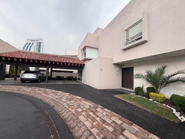 Se renta o se vende casa en Villa Magna