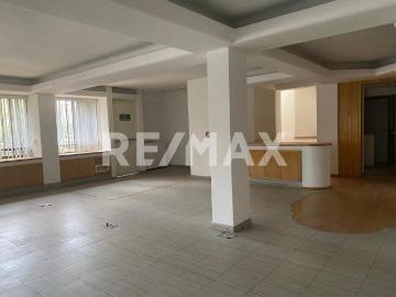 SE RENTA OFICINA EN CONDOMINIO EN JARDINES DE LA MONTAÑA