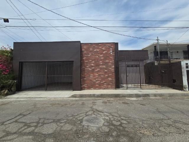 SE RENTA PROPIEDAD EN COL. LIBERTAD ENTRE CALLES H E I [MEXICALI, B.C