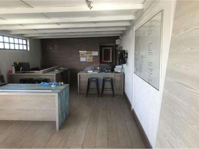 Se reciben ofertas! Terreno y galpones. 1 dormitorios por 50000.00 en San Bernardo