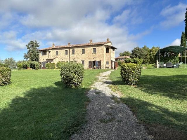 Una splendida porzione di casale toscano con vista panoramic. 200m² Cortona