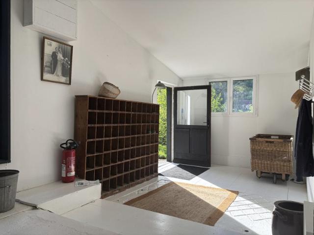 Semur En Auxois 20 min: maison de 360m², 10 pièces, 6 chambr. 360m² Semur en Auxois