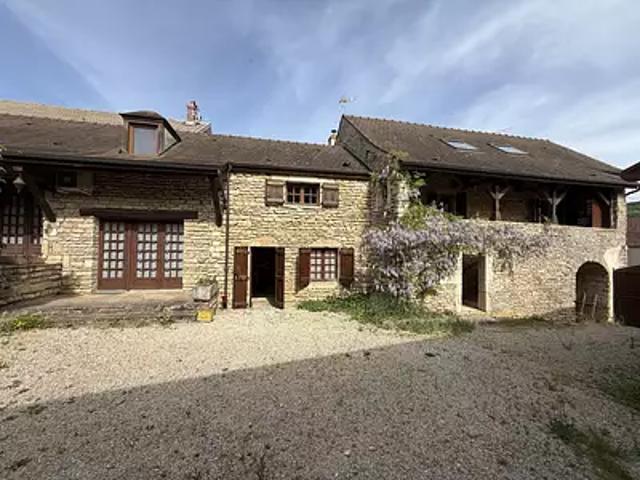 Semur en Auxois 21140 Achat / Vente maison 10 pièces t10