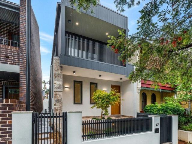 Semi Detached Brand New Inner City Sanctuary