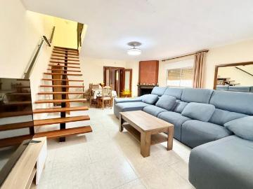 SEMI DETACHED CHALET WITH FIVE BEDROOMS – EL MOJÓN
