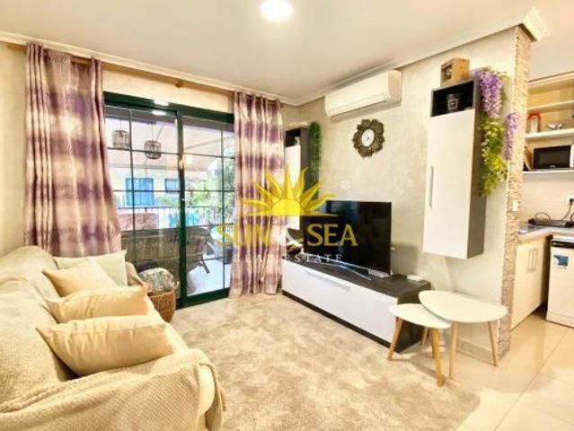 SEMI DETACHED CHALET FOR RENT, 3 BEDROOMS AND 2 BATHROOMS IN TORREVIEJA ALICANTE