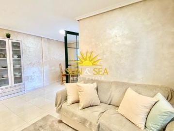SEMI DETACHED CHALET FOR RENT, 3 BEDROOMS AND 2 BATHROOMS IN TORREVIEJA ALICANTE