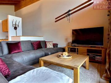 Semi detached cottage for rent fall 2026