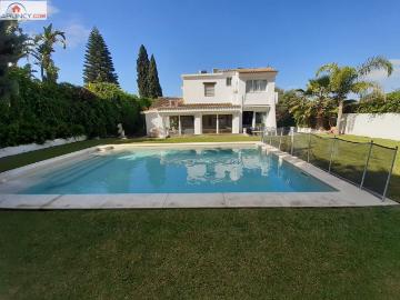 semi detached house for rent