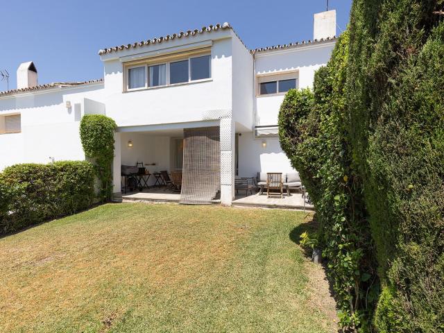 Semi Detached House in Atalaya Isdabe