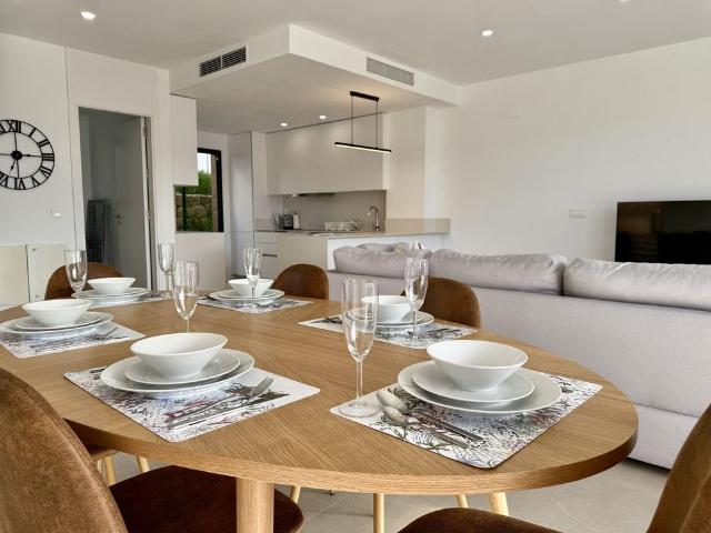 Semi Detached House in Atalaya Isdabe