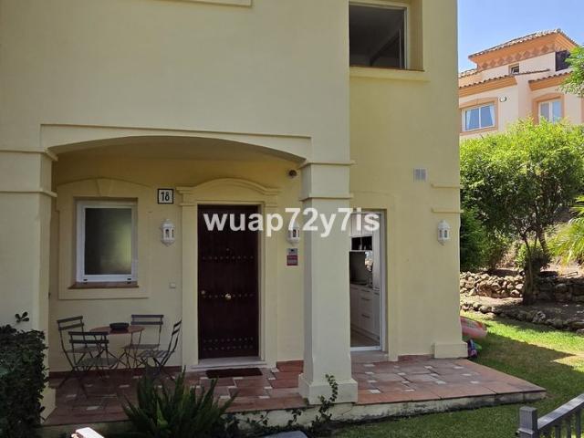 Semi Detached House in Elviria