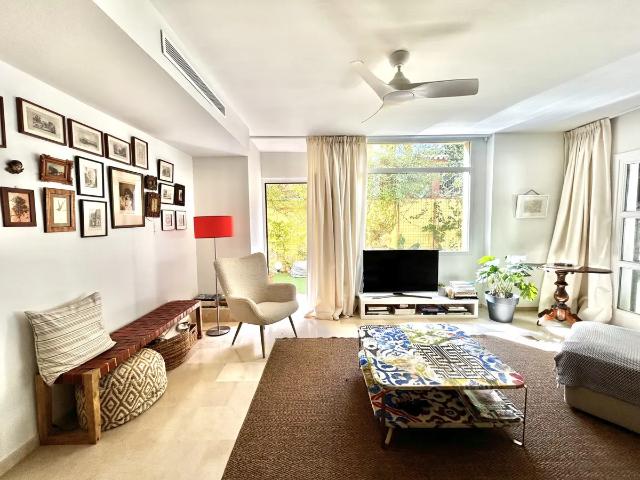 Semi Detached House in Guadalmina Alta