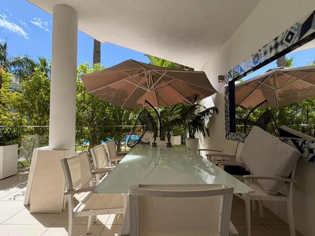 Semi Detached House in The Golden Mile
