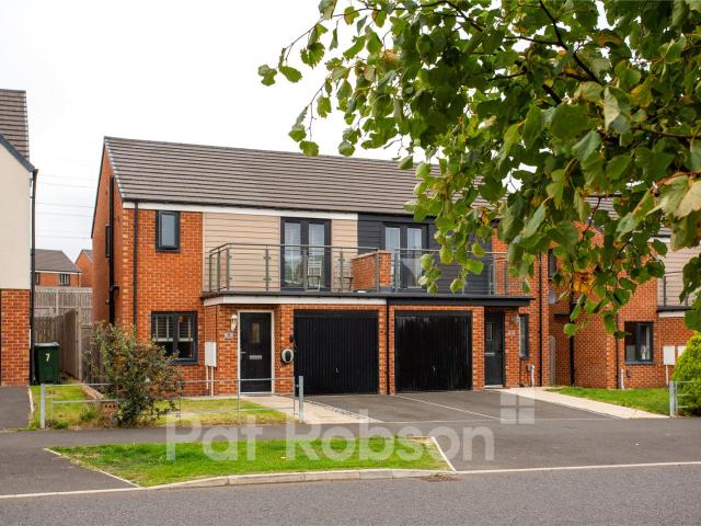 Semi Detached House Property to let Oxen Drive, Wallsend £1,300pcm Pat Robson