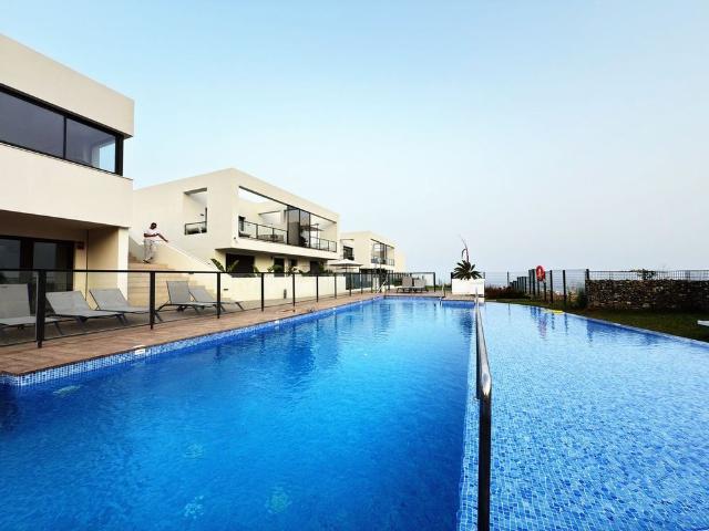 Semi Detached House · Riviera Del Sol
