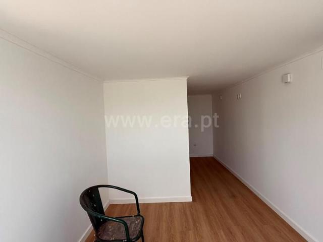 Semi Detached House T2 / Cascais, Carcavelos e Parede