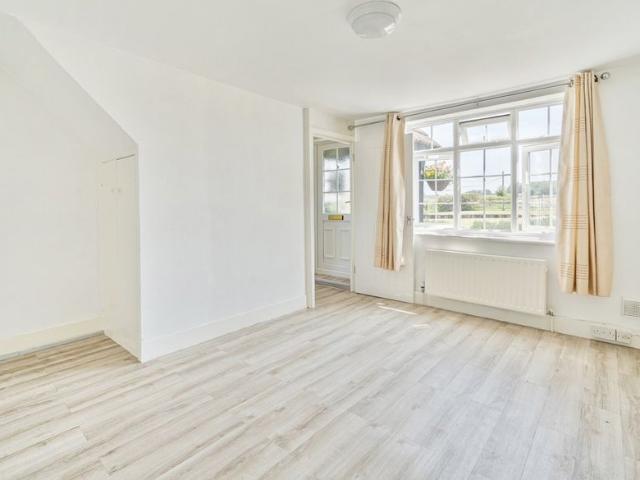 Semi detached House to rent Gorse Road, Orpington, BR5