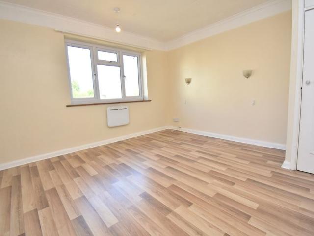 Semi detached House to rent Durant Road, Swanley, BR8