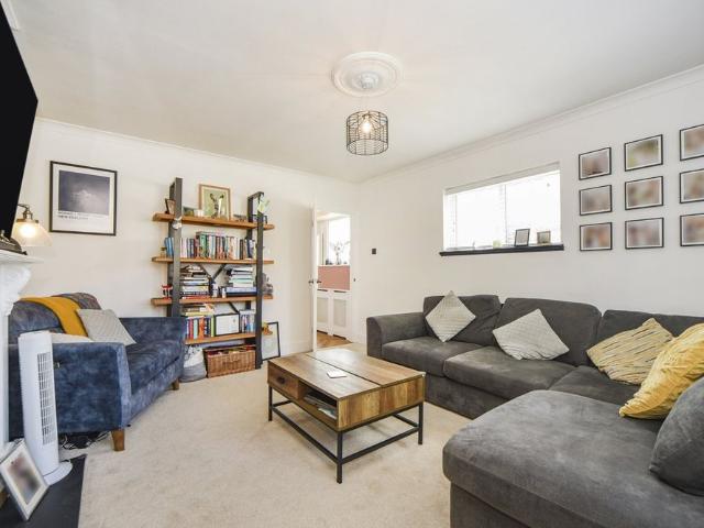 Semi detached House to rent Footbury Hill Road, Orpington, BR6