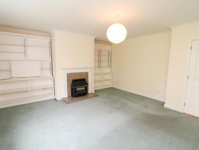 Semi Detached House to rent with 4 bedrooms, The Vicarage, Appleby