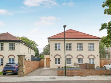 Semi Detached House to rent with 5 bedrooms, Arlington Road, Twickenham