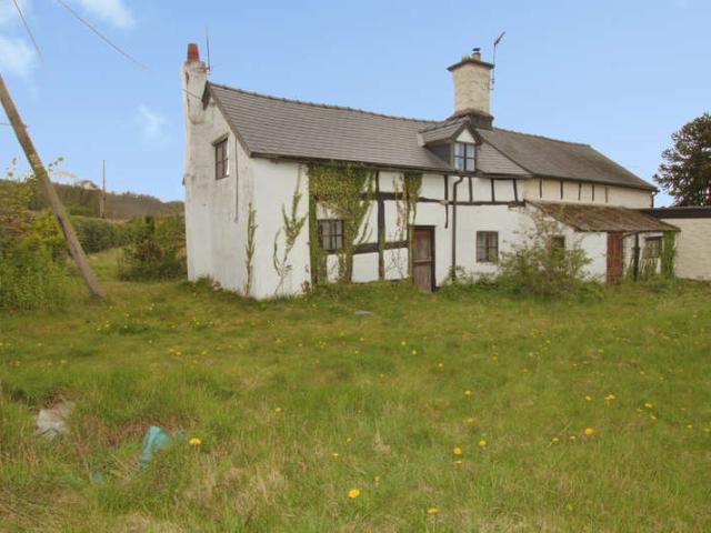 2 Bedroom Semi Detached House