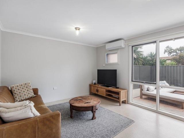 Semi Detached Torrens Title Homette Ideal for 1st Home Buyer